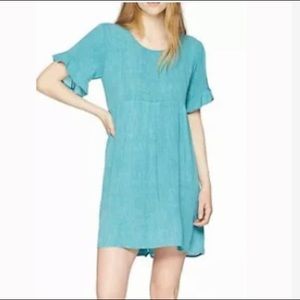 Ruffles sleeves shift dress